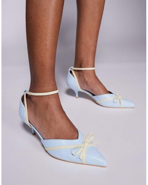 Mules Azules De Tacón Bajo Con Lazo Goldberg De Public Desire de color Brown