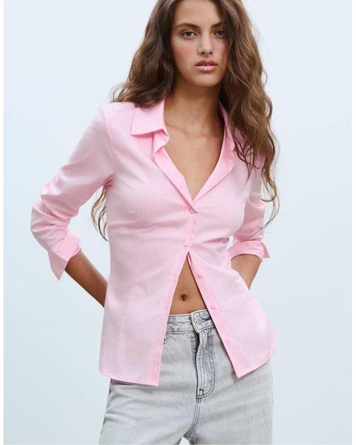 Stradivarius Basic Gestreept Aansluitend Overhemd in het Pink