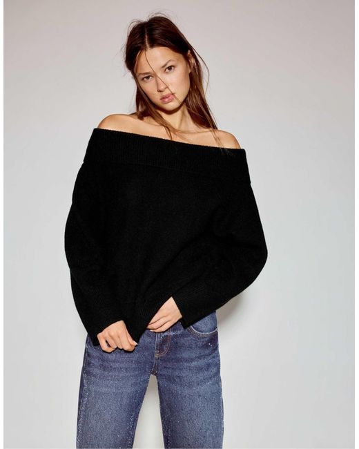 Pull&Bear Black – weicher, asymmetrischer strickpullover