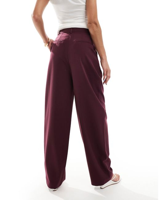 Pantalon ample coupe ajustée - prune foncé Miss Selfridge en coloris Red