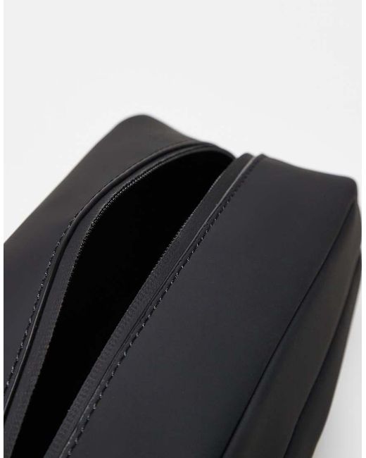 Trousse Nera di Mango in Blue da Uomo