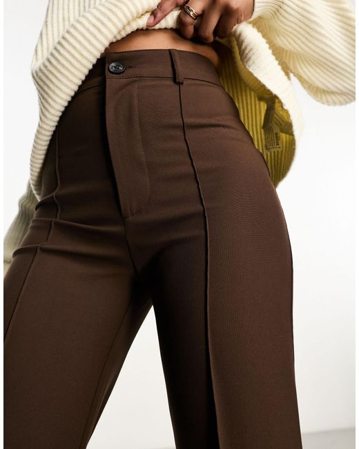 Pantalon droit ajusté à taille haute avec surpiqûres devant - marron chocolat Pull&Bear en coloris Brown