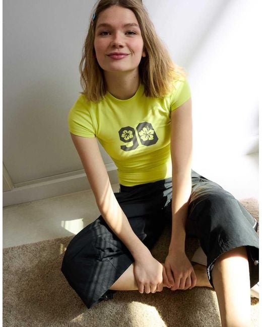 Bershka Yellow Short Sleeve Ruched Print T-Shirt