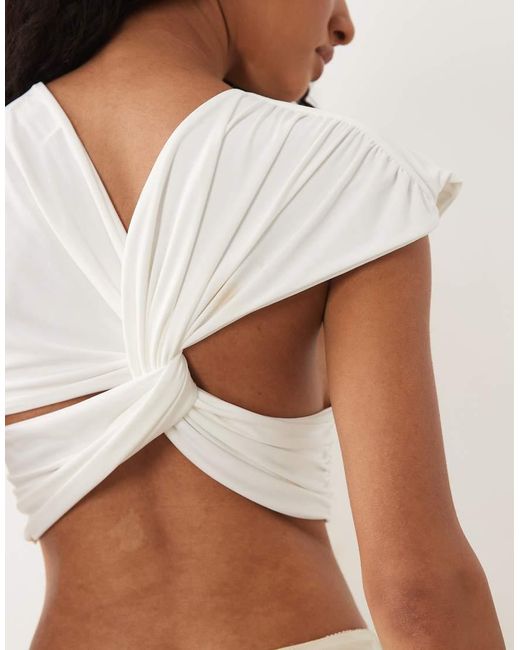 Missy Empire Brown Twist Back Detail Crop Top