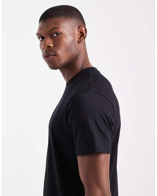 Camiseta Negra Básica Con Cuello Redondo De ASOS de hombre de color Blue