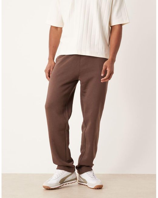 Joggers Marrones Básicos De Pernera Recta De ASOS de hombre de color White