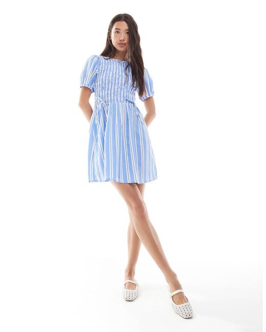 Robe courte à fronces et rayures New Look en coloris Blue