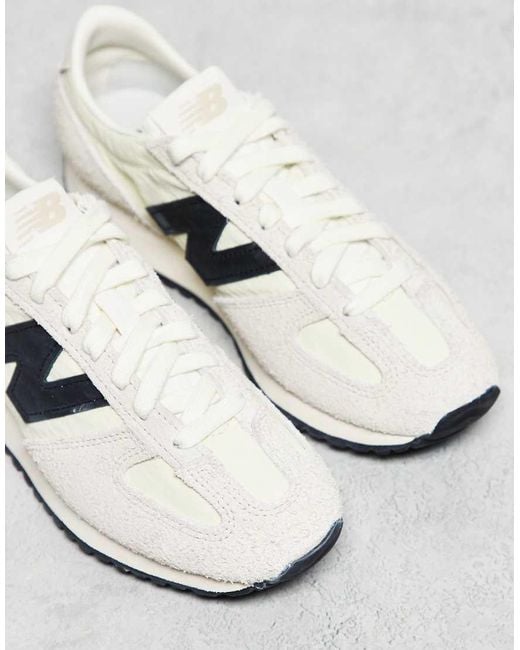 New Balance Black 471 Unisex Sneakers