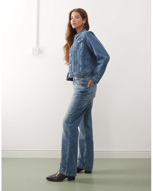 Reclaimed (vintage) Blue 90s Straight Leg Jean