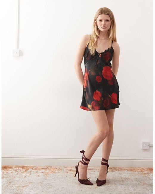 Reclaimed (vintage) Pink – trägerkleid aus satin