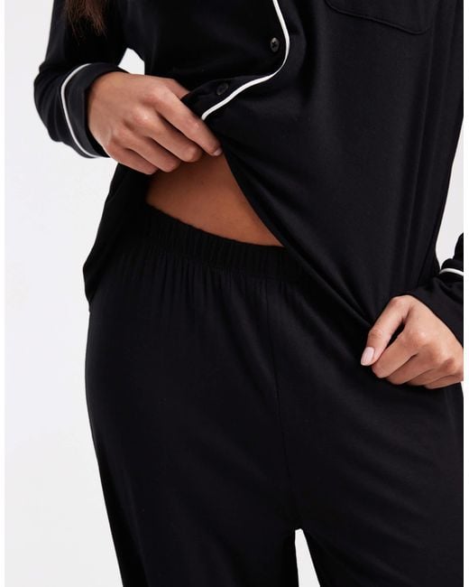 ASOS Black Asos design petite – superweicher pyjama aus langärmligem hemd und hose