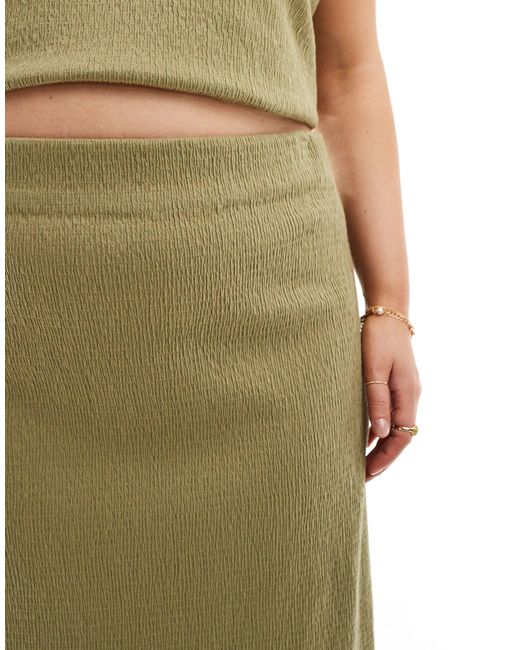 Collusion Green Plus Textured Maxi Skirt