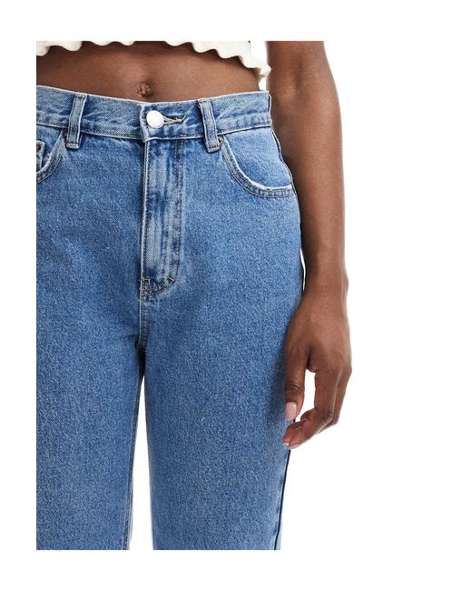 Mom jeans a vita alta medio di Pull&Bear in Blue