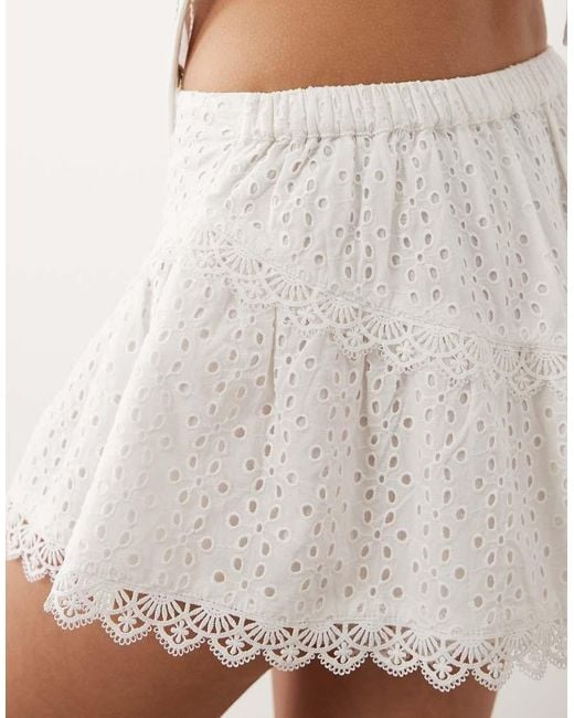 Miss Selfridge White Broderie Shorts