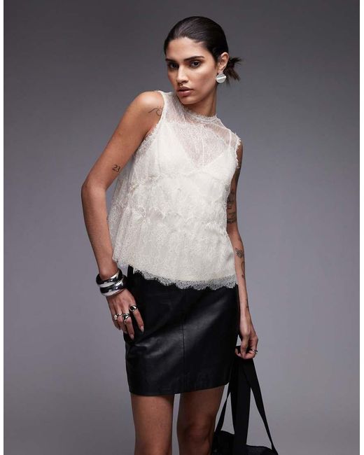 Top Blanco Envejecido Sin Mangas De Encaje Clara De AllSaints de color Gray
