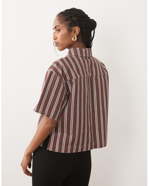 Conjunto Vaquero A Rayas Marrones De Polo De Corte Cuadrado-Marrón ASOS de color Red