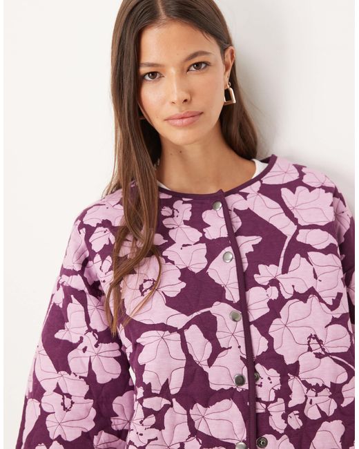Veste matelassée avec imprimé fleuri sur l'ensemble - prune ASOS en coloris Red