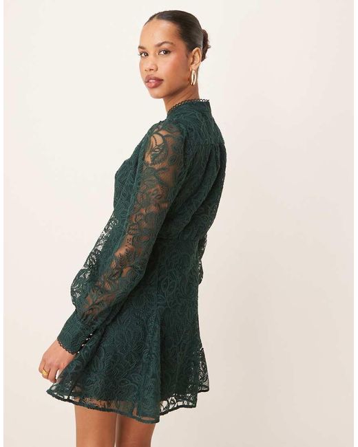 Vestido Corto De Corte Skater Con Mangas Globo De Encaje De Forever New de color Green