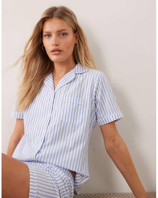 New Look White Stripe Poplin Revere Short Sleeve Shirt And Shorts Pyjama Set