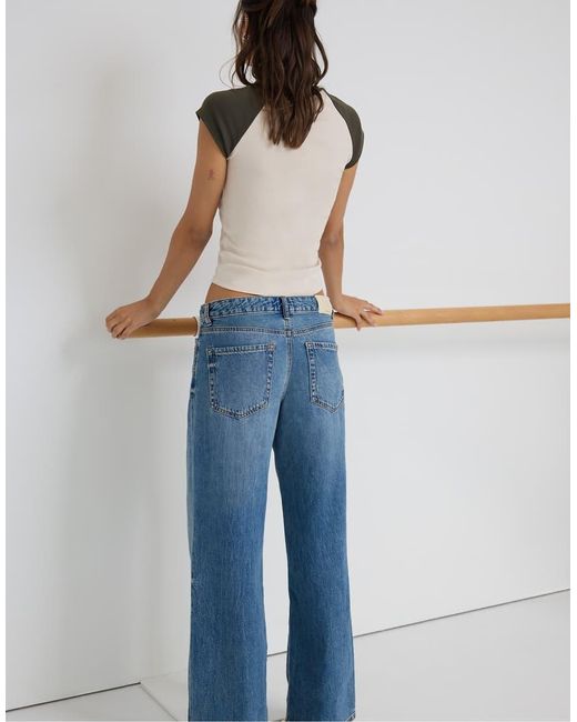 D91 di Stradivarius in Blue
