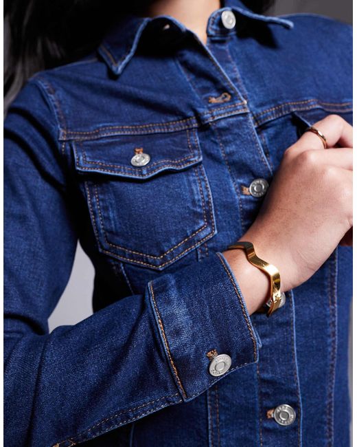 Robe chemise courte ajustée en jean - bleu brut délavé ASOS en coloris Blue
