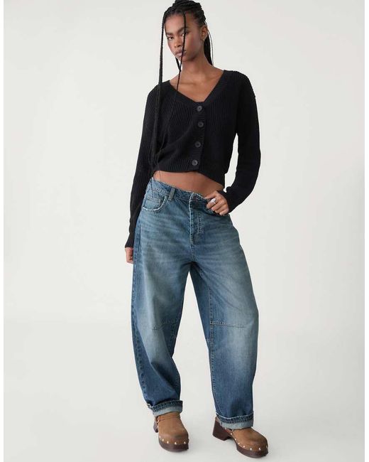 Stradivarius Gebreid Vest Met Knopen in het Blue
