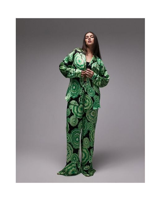 Ensemble pyjama satiné chemise et pantalon avec passepoils et imprimé fleurs TOPSHOP en coloris Green