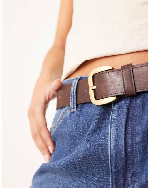 Ceinture en imitation cuir avec grande boucle dorée Mango en coloris Blue