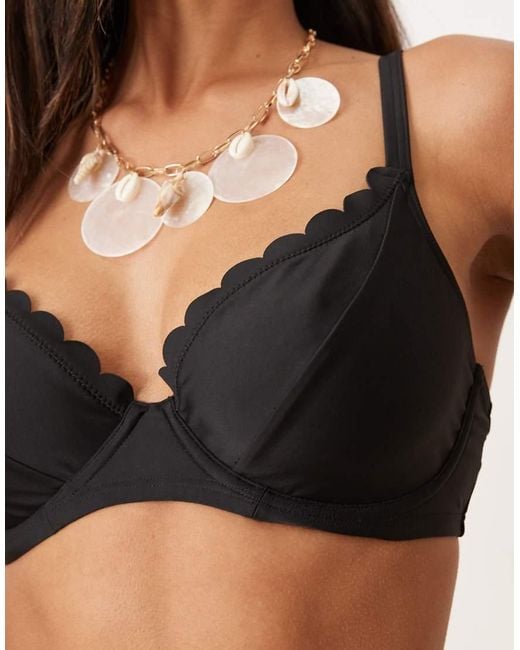 Peek & Beau Black Fuller Bust Scallop Underwire Bikini Top