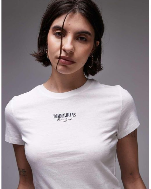 Camiseta Blanco Hueso Básica De Corte Slim Con Logo De Tommy Hilfiger de color Brown