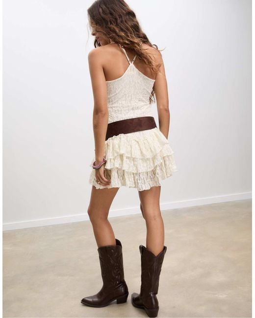 Stradivarius Natural – kurzes kleid aus spitze
