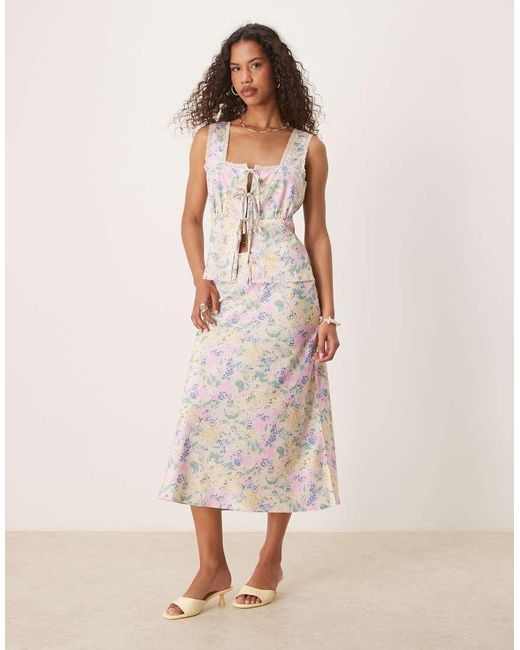 Y.A.S Y.A.S in het Natural