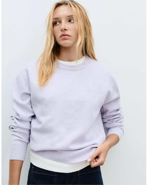 Pull basique en maille douce - lilas Stradivarius en coloris White