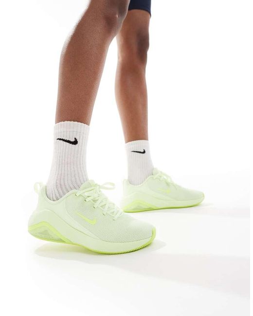 Nike Green Air Zoom Bella 7 Trainers