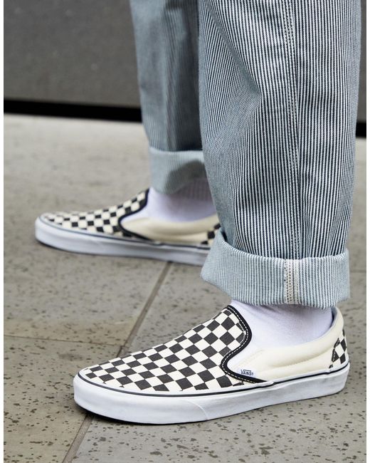 model vans slip on