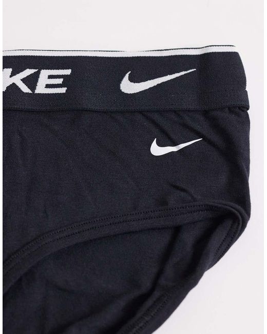 Nike Blue Essential Cotton 5 Pack Briefs for men