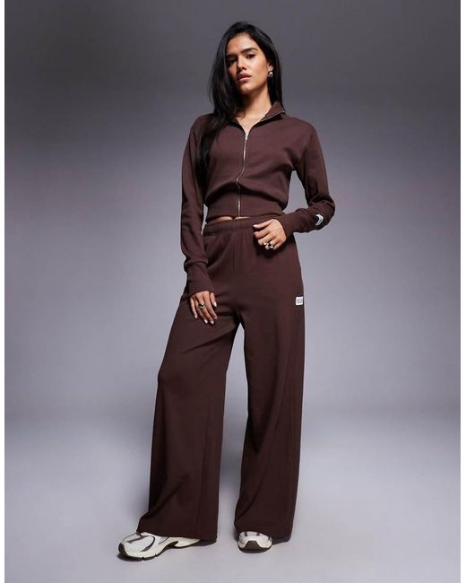Weekend Collective di ASOS in Purple