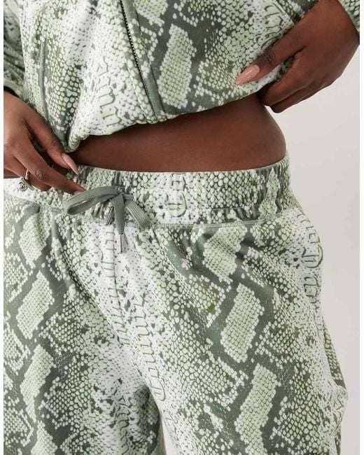 Juicy Couture White Exclusive Velour Diamante Logo Wide Leg joggers Co-ord