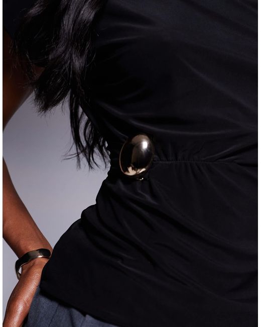 Fashionkilla Black – doppelt geformtes t-shirt aus anschmiegsamem stoff