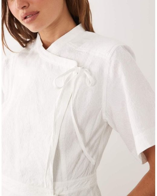 Ghospell White Jacquard Short Sleeve Wrap Bow Detail Mini Dress