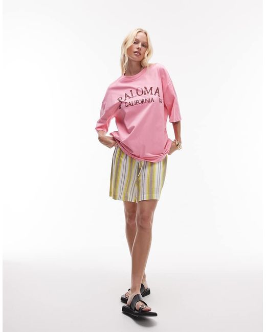 Camiseta Extragrande Con Estampado Gráfico "Paloma" De Punto Liso De TOPSHOP de color Pink