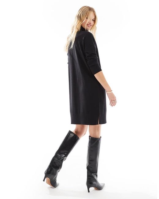 Vestido Corto Con Cuello Vuelto De Punto Suave De French Connection de color Black