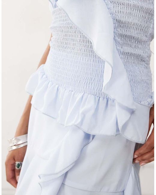 Amy Lynn Asymmetrische Camitop Van Co-Ord Set Met Ruches En Smokwerk in het White