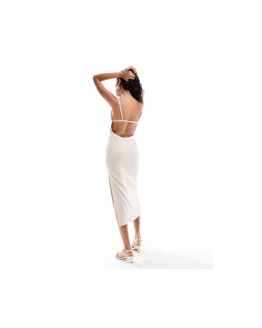 Selection - robe mi-longue dos-nu en lin avec empiècement brodé - crème Mango en coloris White