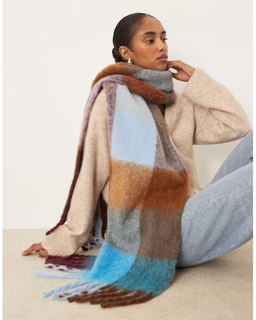 Bufanda Azul Y Marrón A Cuadros Con Flecos De ASOS de color Blue