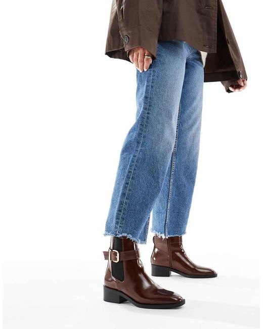 Schuh Blue Cadie Buckle Detailing Heeled Chelsea Boots