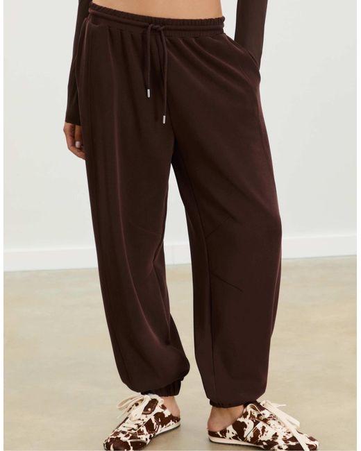 Stradivarius Brown – weiche, weite jogginghose
