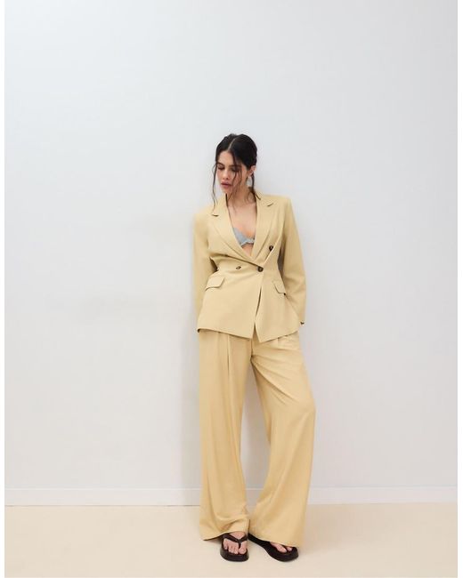 Stradivarius Blazer Met Riem in het Natural