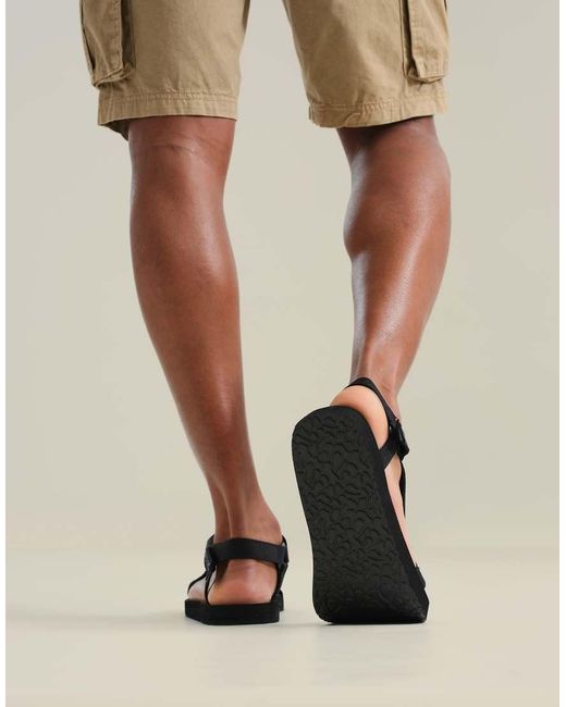 Regatta Black Vendeavour Quick-Drying Walking Sandals for men