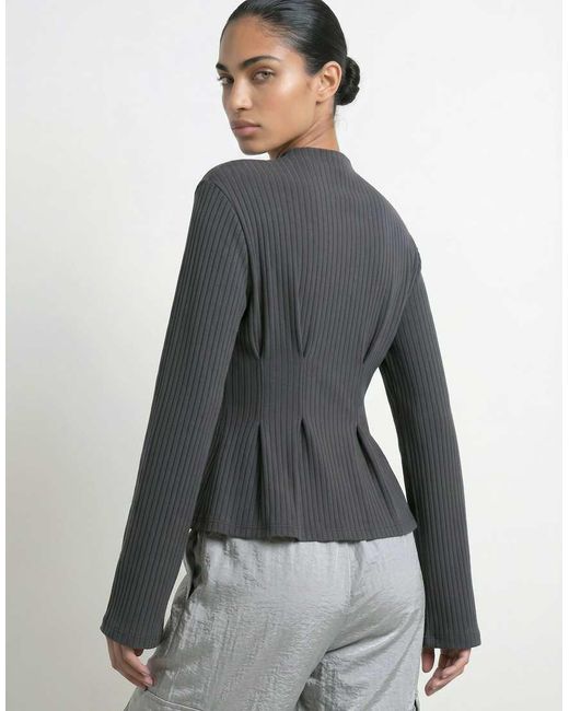 HYPEDROP Gray Long Sleeved Top